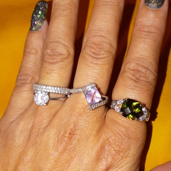 3 Silver Rings - Picture 6 of 7